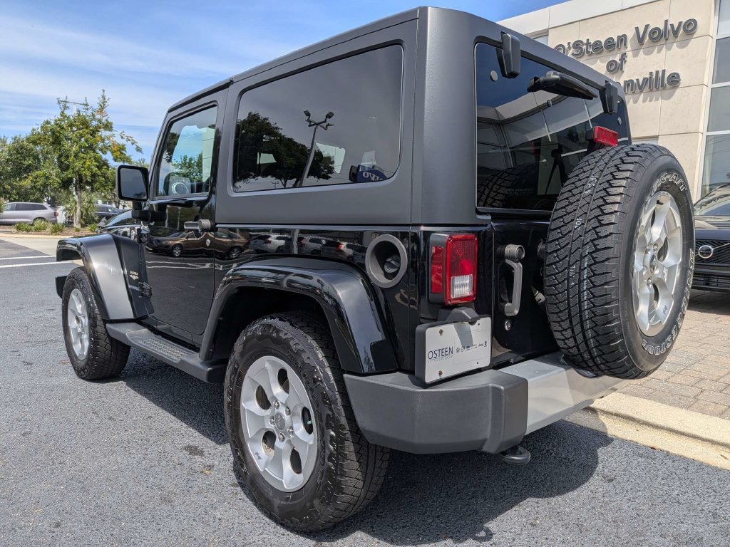 Used 2015 Jeep Wrangler Sahara w/ Dual Top Group AWD/4WD image 4