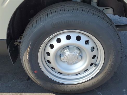 New 2025 Ford Maverick XL w/ 4K Tow Package image 5