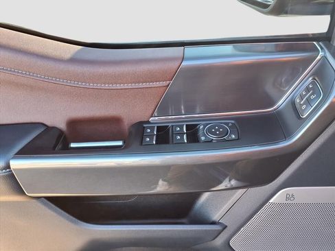 Used 2022 Ford F150 Lariat w/ Max Trailer Tow Package image 28