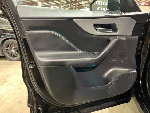 Used 2020 Jaguar F-PACE Checkered Flag image 27