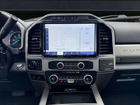 Certified 2022 Ford F350 Lariat w/ Lariat Ultimate Package AWD/4WD image 11