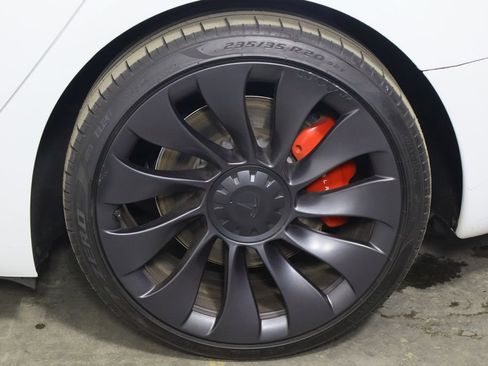 Used 2023 Tesla Model 3 Performance image 40