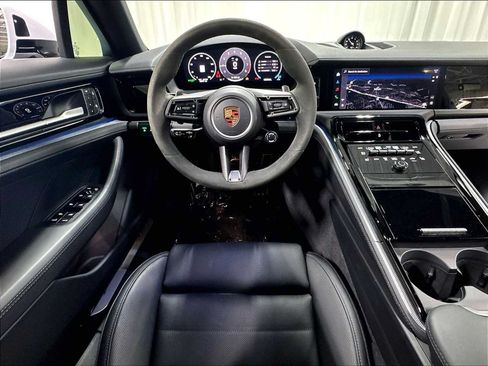 Used 2025 Porsche Panamera 4 AWD/4WD image 15