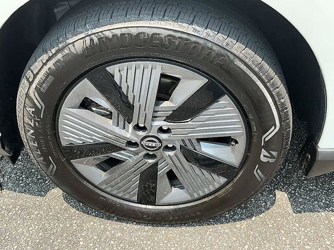 Certified 2025 Nissan Murano SL w/ Cargo Package AWD/4WD image 5