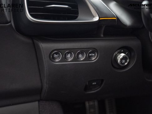 Used 2023 McLaren Artura Base image 28