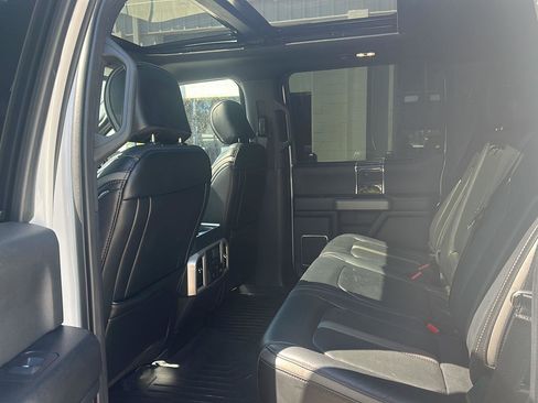 Used 2021 Ford F250 Platinum image 13