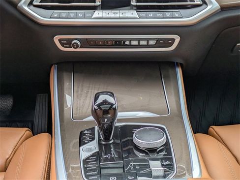 Used 2022 BMW X5 xDrive45e image 21