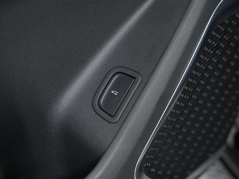 New 2026 Buick Enclave Sport Touring w/ Power Package image 24