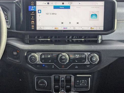 Used 2025 Jeep Wrangler Sport S w/ Convenience Group image 17