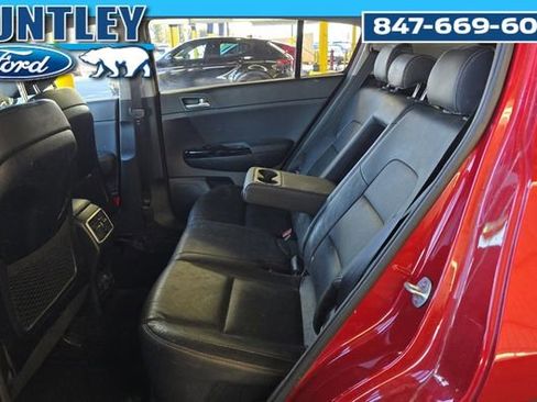 Used 2022 Kia Sportage EX w/ EX Technology Package image 10