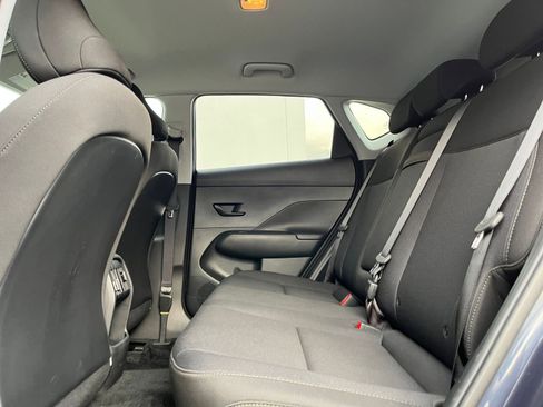 Used 2025 Hyundai Kona SEL image 27