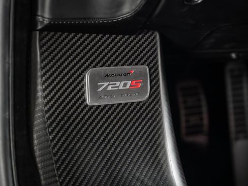 Used 2018 McLaren 720S RWD image 27
