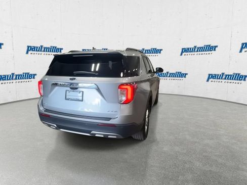 Used 2023 Ford Explorer XLT w/ Equipment Group 202A AWD/4WD image 10