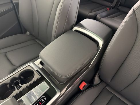 New 2026 Audi Q7 3.0T Premium Plus AWD/4WD image 21