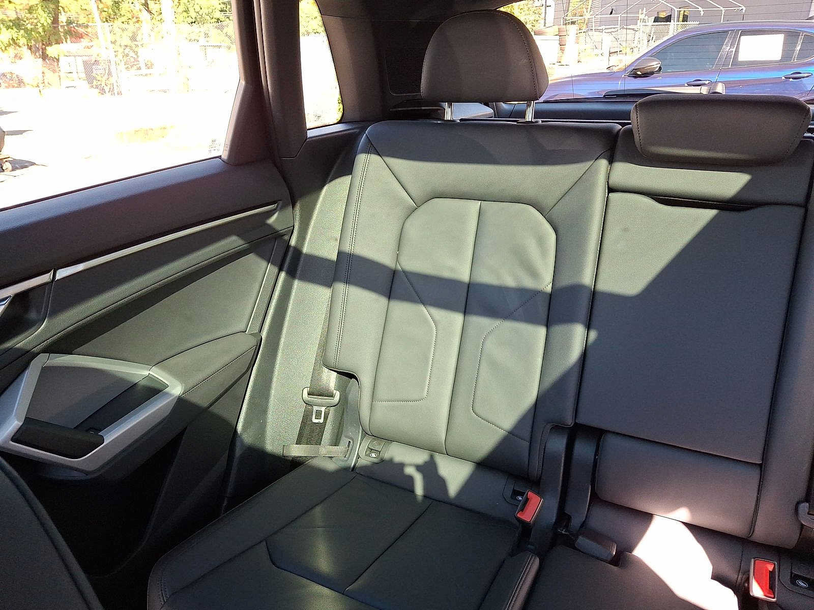 Used 2024 Audi Q3 2.0T Premium w/ Convenience Package AWD/4WD image 12