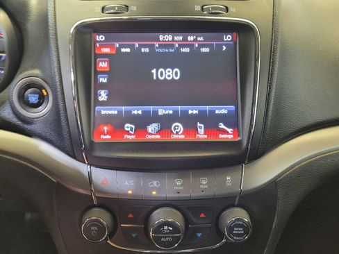 Used 2018 Dodge Journey Crossroad FWD image 25