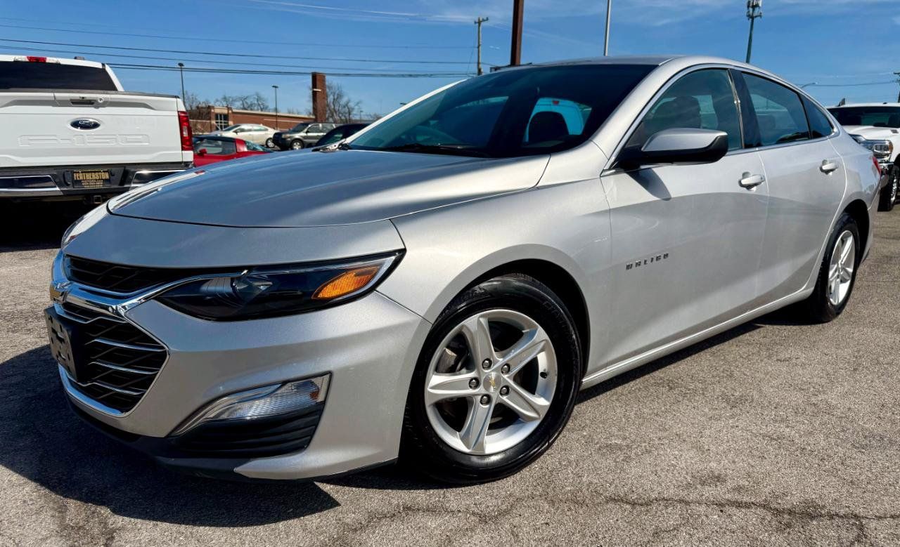 Used 2020 Chevrolet Malibu LS w/ Driver Confidence Package II FWD image 3