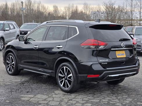 Used 2018 Nissan Rogue SL w/ Premium Package image 24