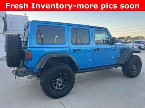Used 2022 Jeep Wrangler Unlimited Sport AWD/4WD image 2