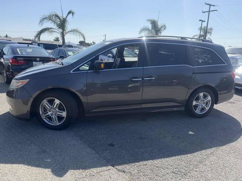 Used 2012 Honda Odyssey Touring image 2