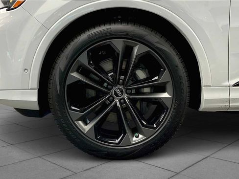 New 2025 Audi Q7 3.0T Prestige w/ Prestige Package image 11