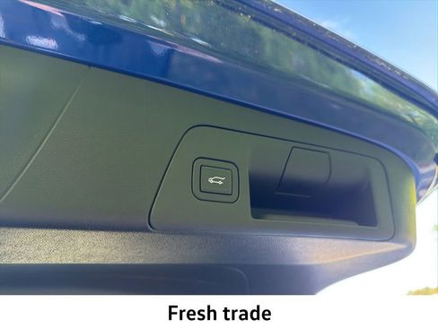 Used 2024 Buick Envision Avenir image 8