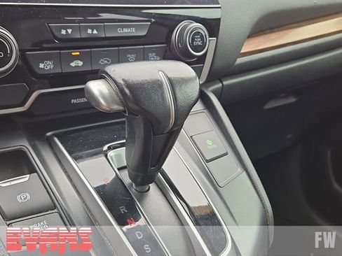 Used 2017 Honda CR-V Touring image 11