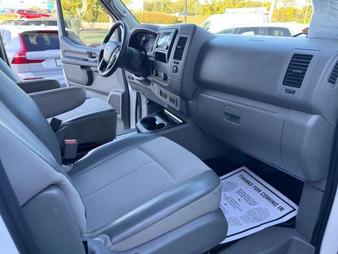 Used 2018 Nissan NV 3500 S image 10