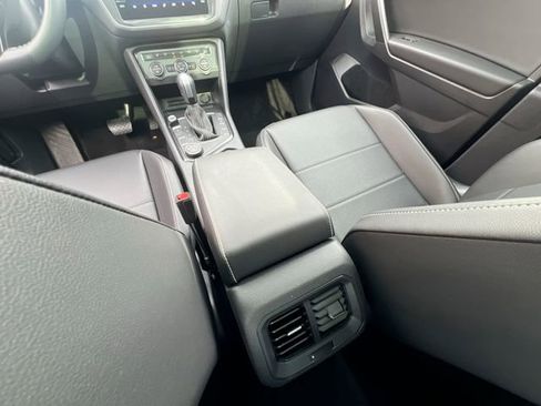 Certified 2021 Volkswagen Tiguan S image 20