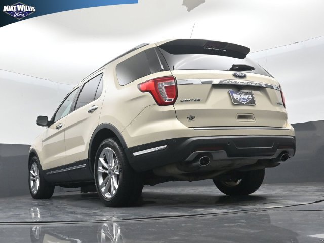 Used 2018 Ford Explorer Limited w/ Equipment Group 301A FWD image 21
