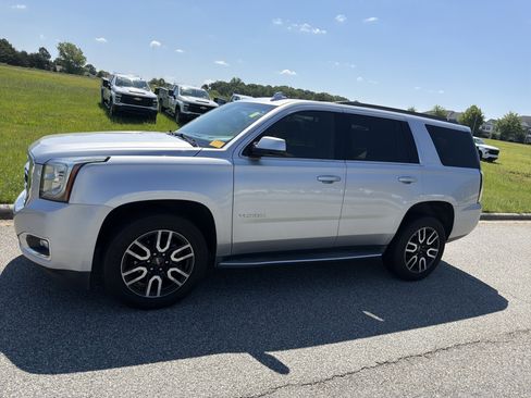Used 2017 GMC Yukon SLT w/ Open Road Package RWD image 7