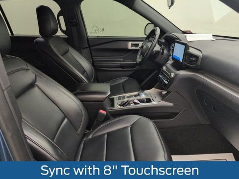 Used 2020 Ford Explorer XLT w/ Equipment Group 202A image 17