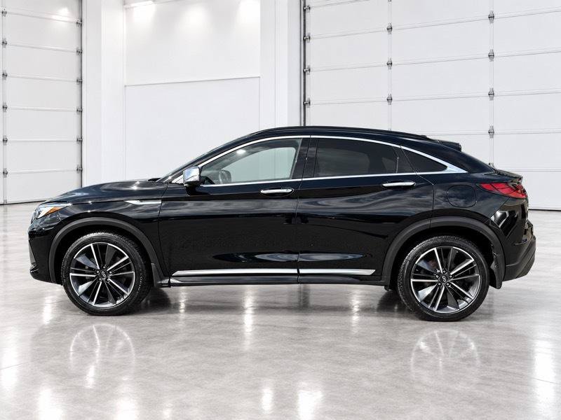 Used 2023 INFINITI QX55 Luxe w/ Accent Package AWD/4WD image 3