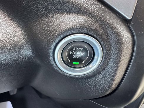 Used 2022 Chevrolet Silverado 1500 Custom image 34