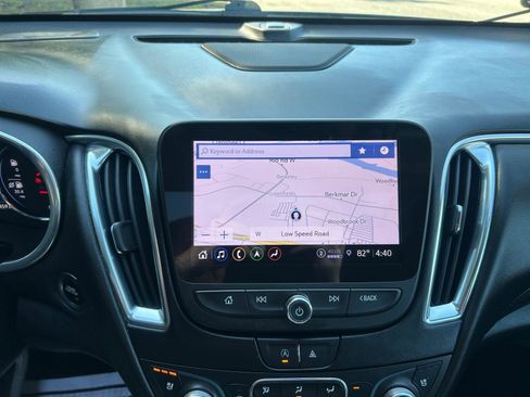 Used 2023 Chevrolet Malibu LT FWD image 22