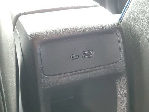 Used 2024 Buick Envista Sport Touring w/ Convenience I Package FWD image 35