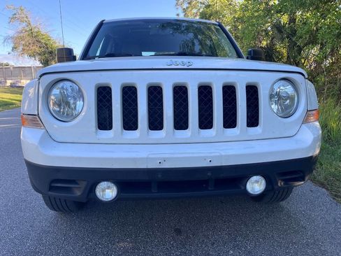 Used 2015 Jeep Patriot High Altitude image 14