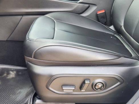 New 2026 Jeep Grand Cherokee Limited RWD image 17