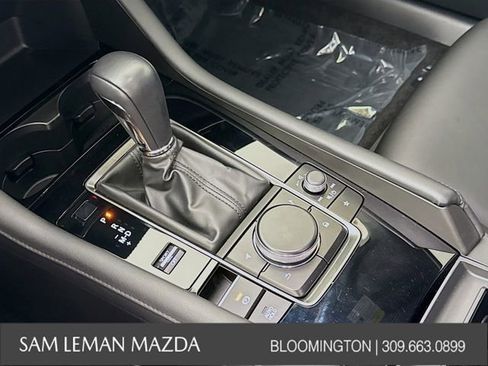 Used 2024 MAZDA MAZDA3 s FWD image 16