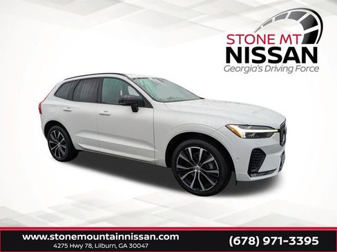 Used 2023 Volvo XC60 B5 Plus w/ Climate Package image 1