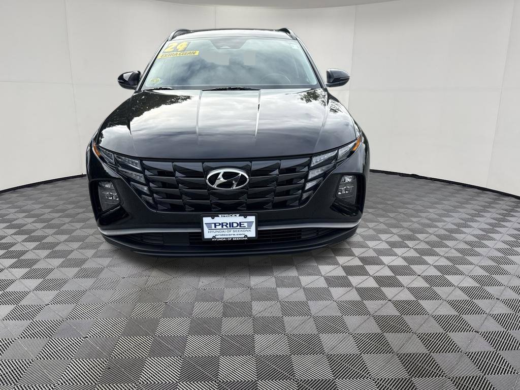 Used 2024 Hyundai Tucson SEL w/ Convenience Package AWD/4WD image 2