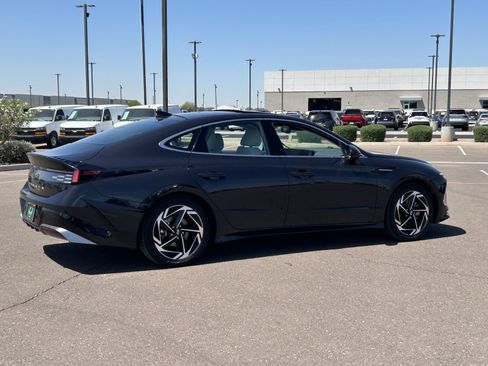 Used 2024 Hyundai Sonata SEL w/ Convenience Package FWD image 5