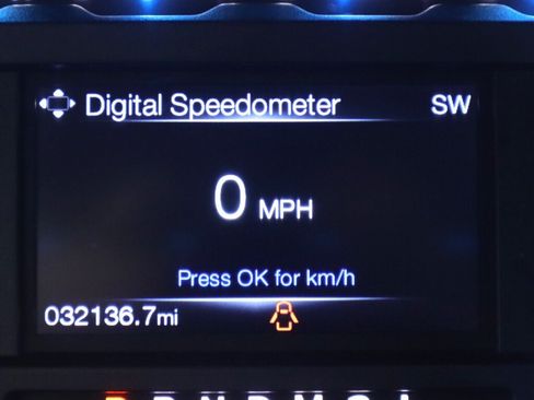 Used 2015 Ford F150 XLT w/ Equipment Group 301A Mid AWD/4WD image 15