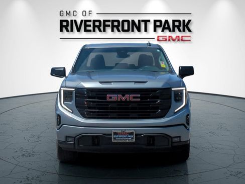 Used 2025 GMC Sierra 1500 Elevation AWD/4WD image 8