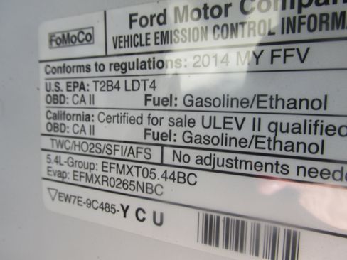 Used 2014 Ford Expedition XLT w/ Equipment Group 202A AWD/4WD image 47