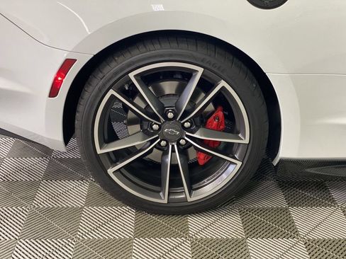 Used 2023 Chevrolet Camaro SS RWD image 18