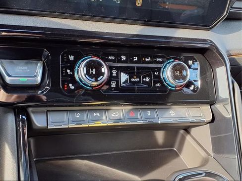 New 2026 GMC Sierra 2500 AT4 image 8