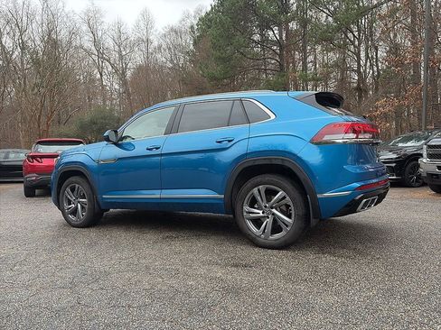 Used 2024 Volkswagen Atlas Cross Sport SEL R-Line image 5