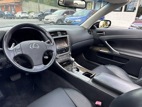 Used 2010 Lexus IS 350C RWD image 15