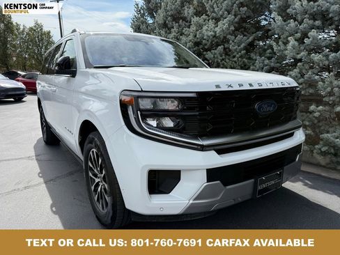 Used 2025 Ford Expedition Max Platinum AWD/4WD image 12